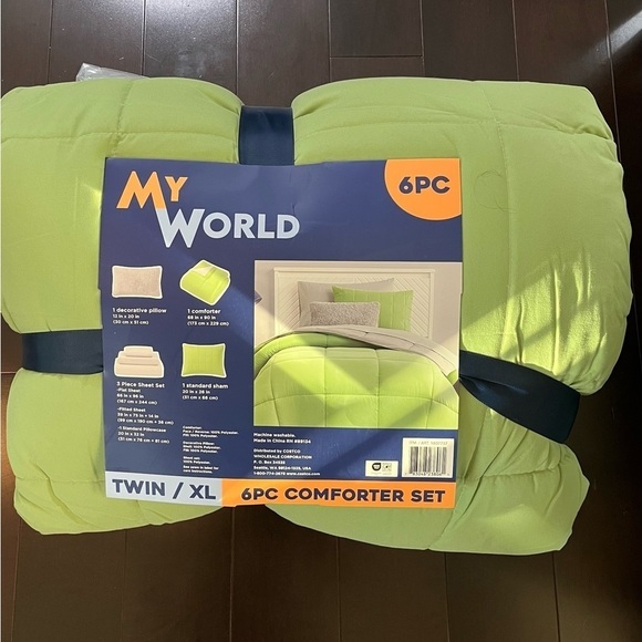 My World NWT Microfiber 6-piece Bedding Set.  Twin XL - Picture 1 of 7